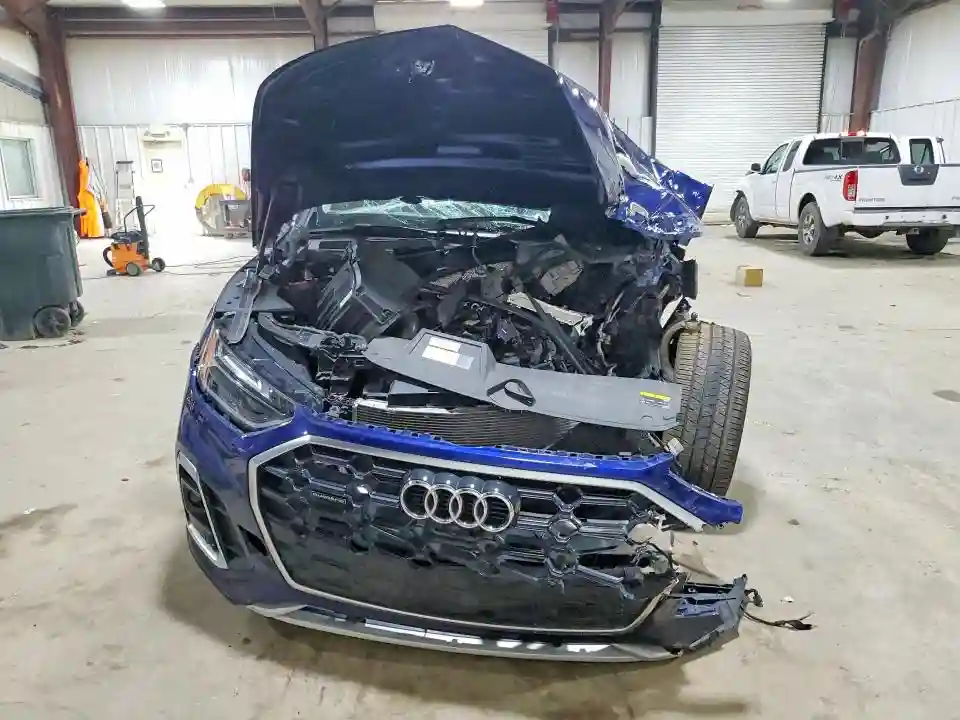 WA1EAAFY2N2105800 2022 AUDI Q5-4