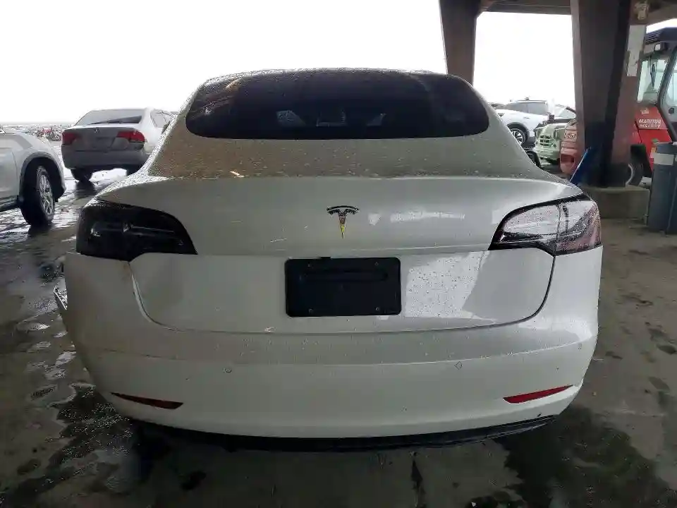 5YJ3E1EA9KF332125 2019 TESLA MODEL 3-5