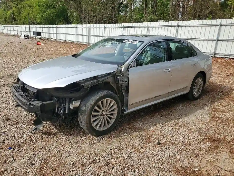 1VWBT7A38HC053120 2017 VOLKSWAGEN PASSAT-0