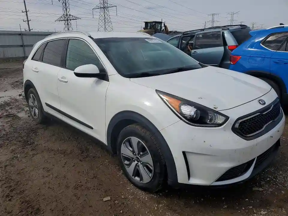 KNDCB3LC0K5246132 2019 KIA NIRO-3