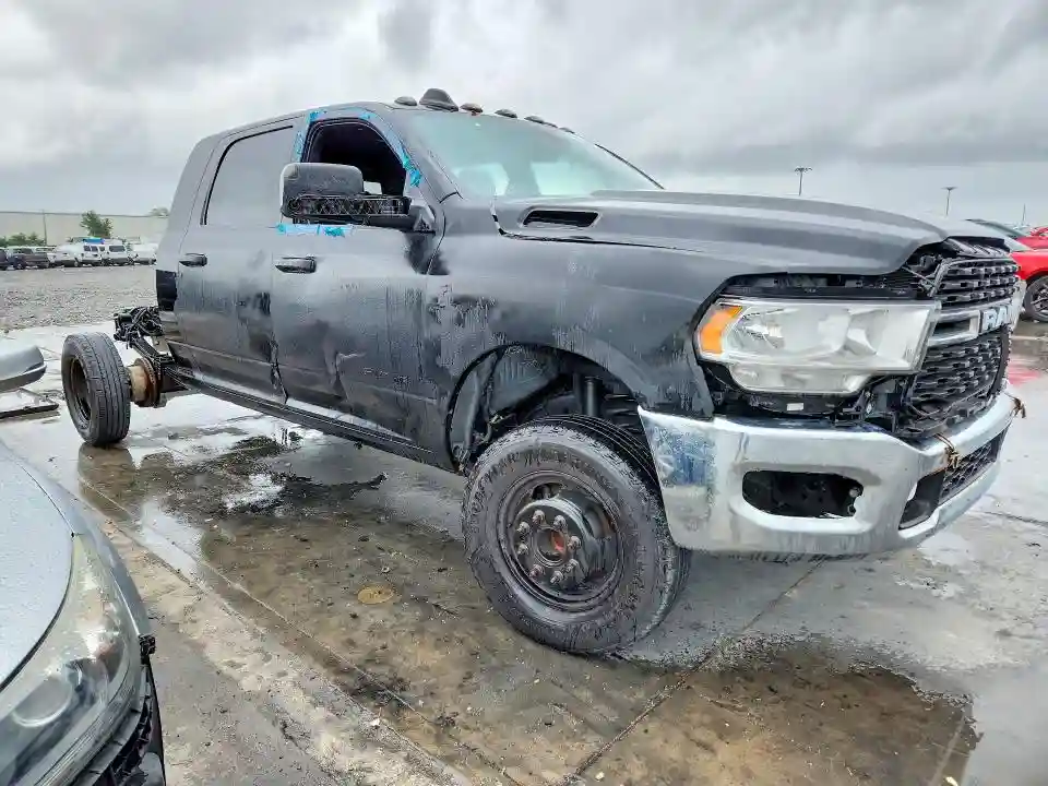 3C63RRML9RG190683 2024 RAM 3500-3