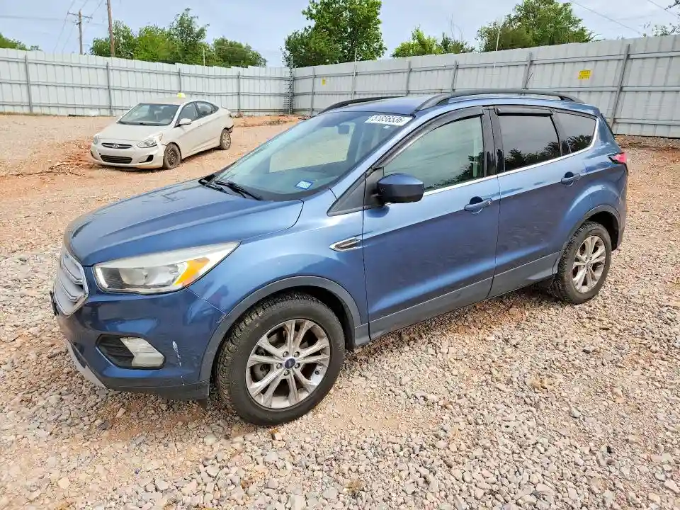 1FMCU0GD5JUC17088 2018 FORD ESCAPE-0