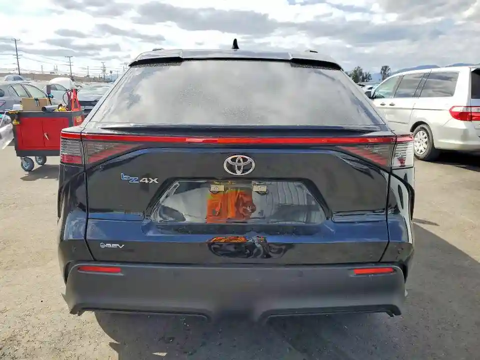 JTMAAAAA1SA056038 2025 TOYOTA ALL OTHER-5