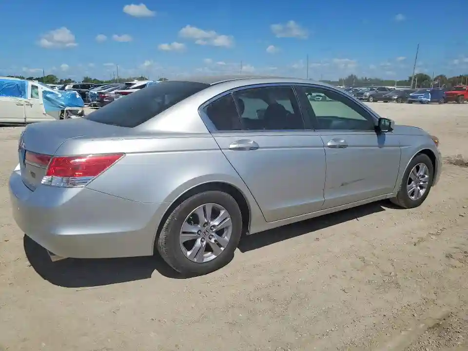 1HGCP2F63CA183653 2012 HONDA ACCORD-2