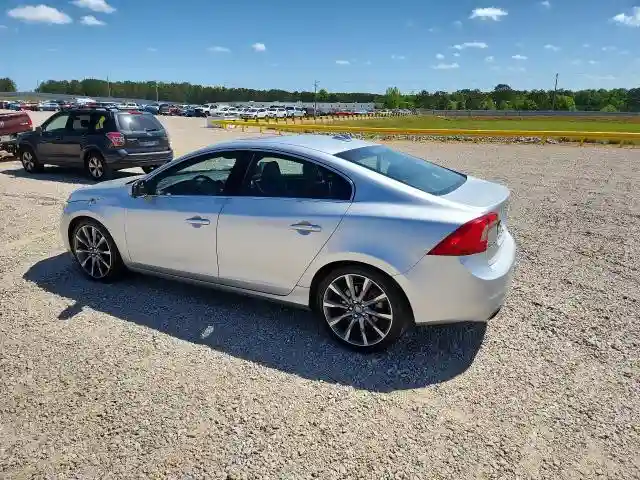 YV140MFK6F2367137 2015 VOLVO S60-1