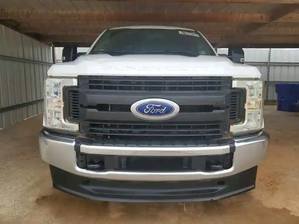 1FT7X2B64HEE84390 2017 FORD F250-4