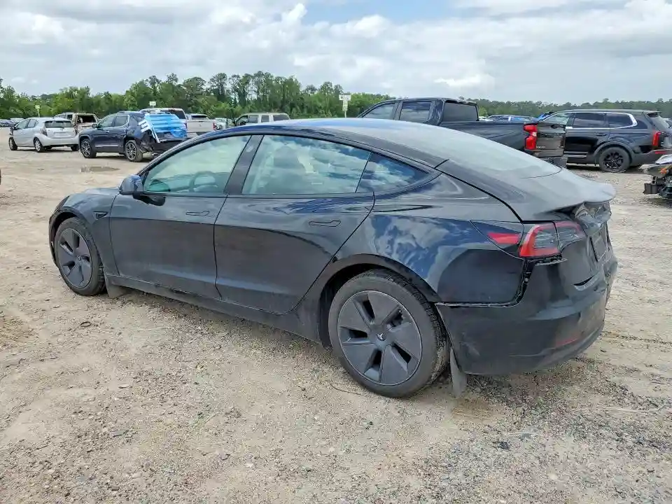 5YJ3E1EAXPF613289 2023 TESLA MODEL 3-1
