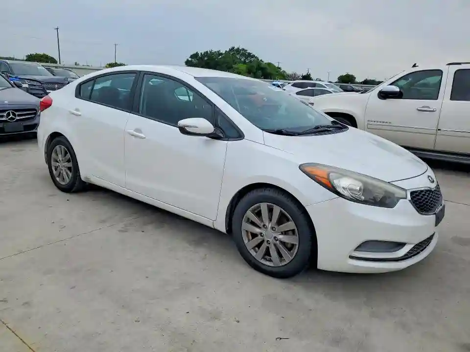 KNAFX4A60F5415277 2015 KIA FORTE-3