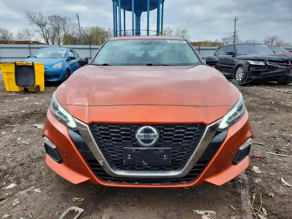 1N4BL4CV9MN319135 2021 NISSAN ALTIMA-4