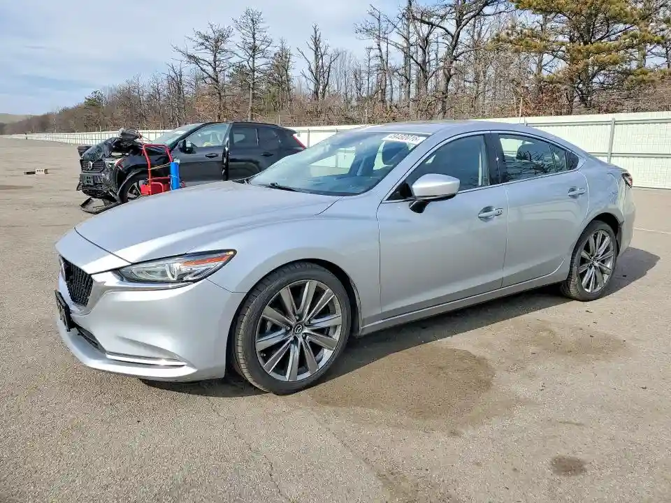 JM1GL1WY1J1334767 2018 MAZDA 6-0