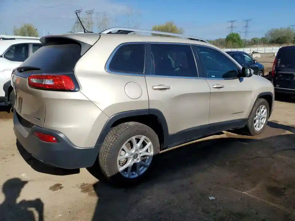 1C4PJLCB4FW517799 2015 JEEP CHEROKEE-2