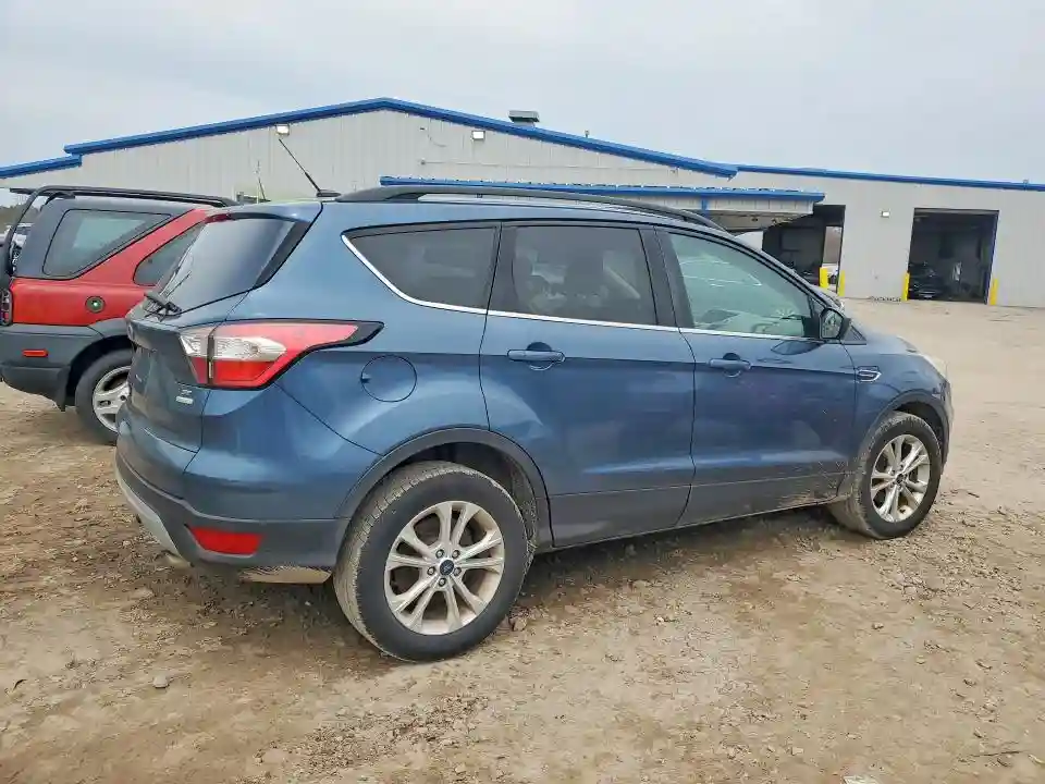1FMCU0GD7JUB47786 2018 FORD ESCAPE-2
