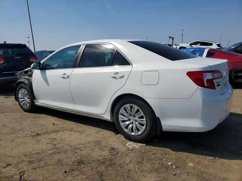4T1BD1FK2EU114024 2014 TOYOTA CAMRY SOLA-1
