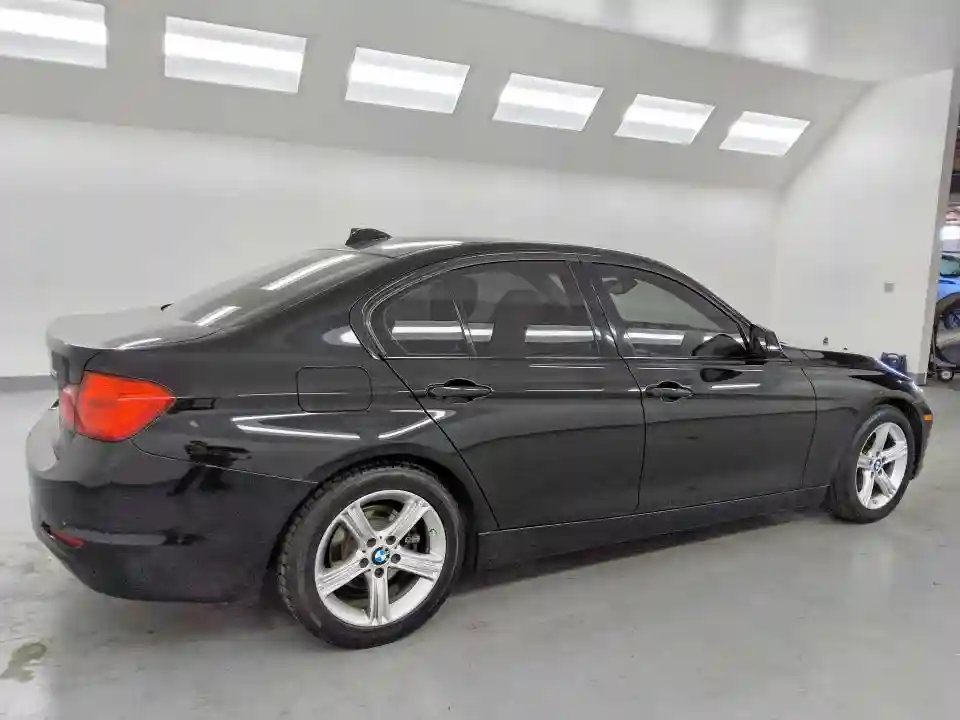 WBA3C1C53FP116842 2015 BMW 3 SERIES-2