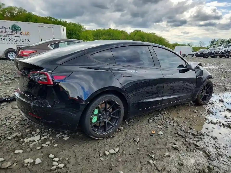 5YJ3E1EA4PF432107 2023 TESLA MODEL 3-2