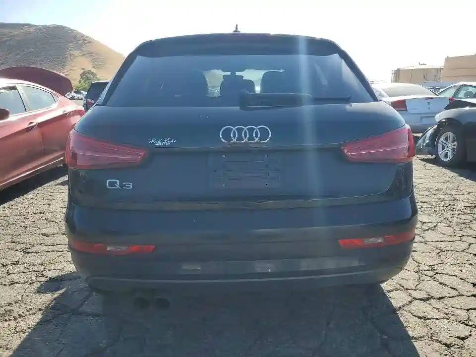 WA1BCCFS4HR017363 2017 AUDI Q3-5