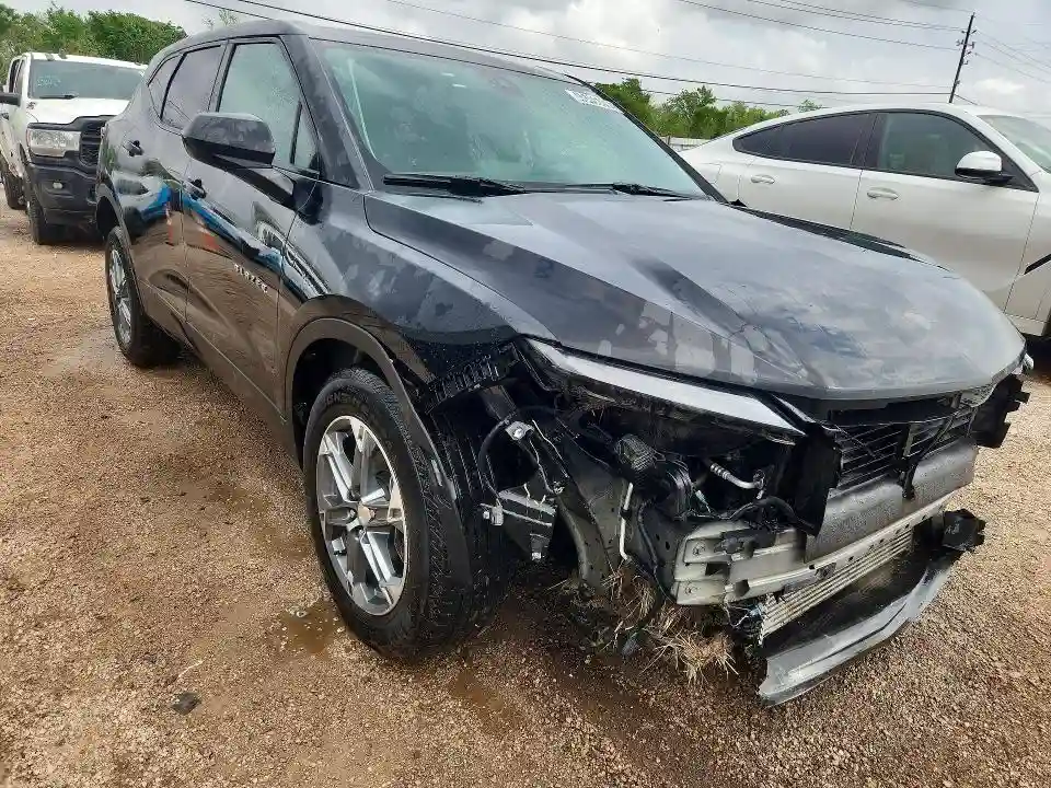 3GNKBHR4XSS219235 2025 CHEVROLET BLAZER-3