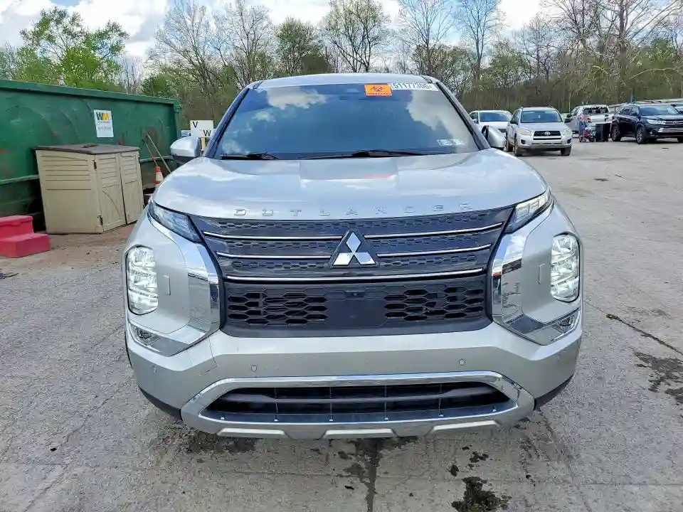 JA4J4UA8XNZ053841 2022 MITSUBISHI OUTLANDER-4