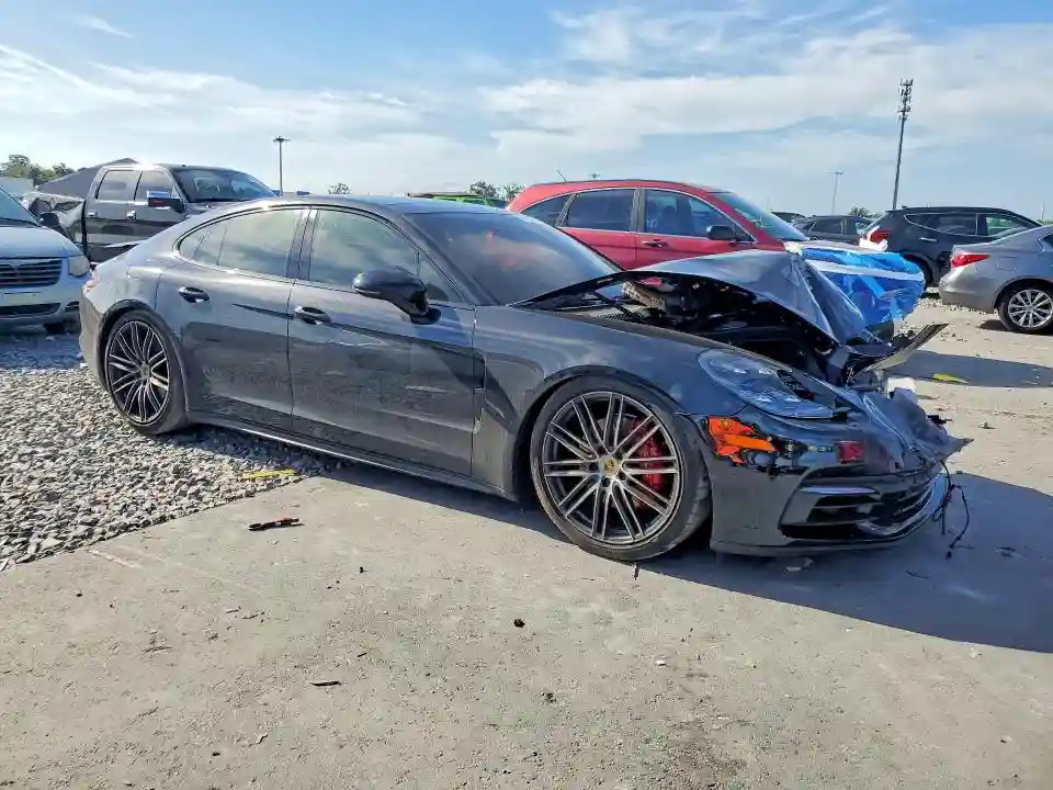 WP0AB2A7XHL123465 2017 PORSCHE PANAMERA-3