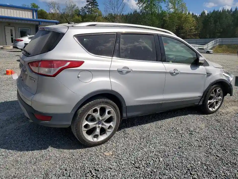 1FMCU0J99FUA98781 2015 FORD ESCAPE-2