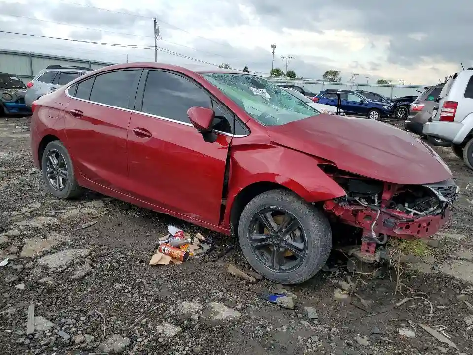 1G1BE5SMXH7142469 2017 CHEVROLET CRUZE-3