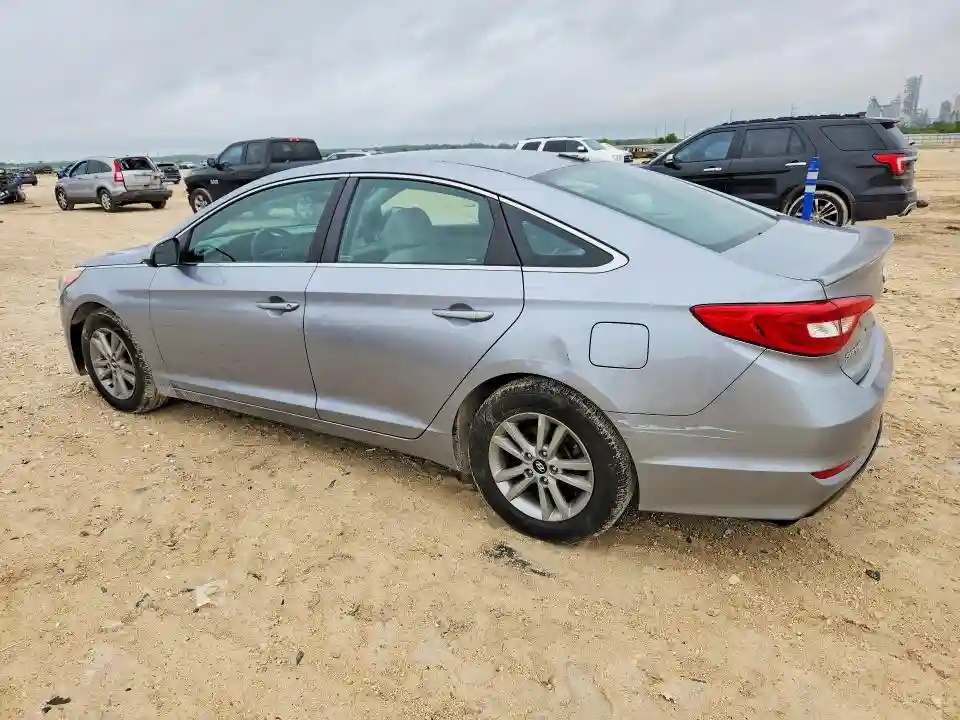 5NPE24AF1FH011210 2015 HYUNDAI SONATA-1
