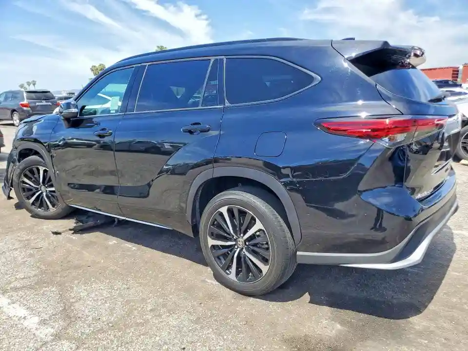 5TDJZRBH9MS071959 2021 TOYOTA HIGHLANDER-1