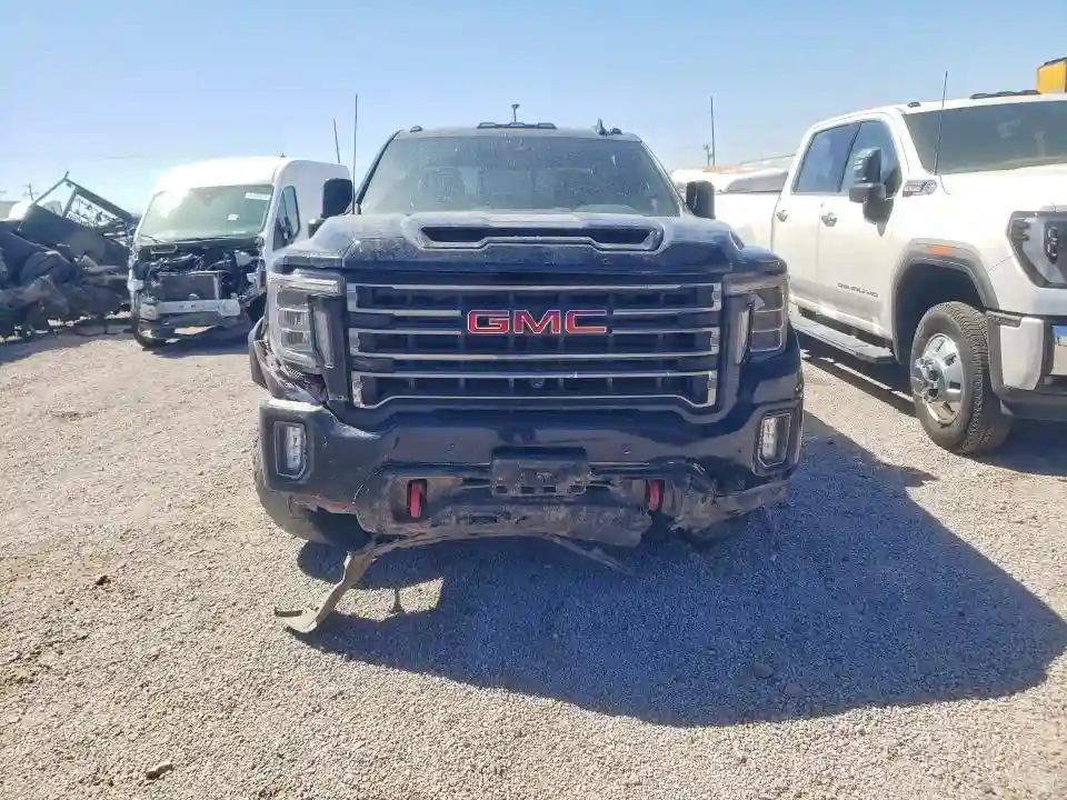 1GT49PEY7PF188702 2023 GMC SIERRA AT4-4