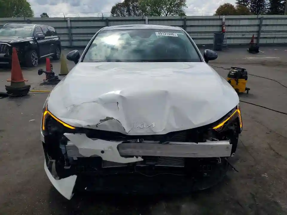 KNAG64J75S5367608 2025 KIA K5-4