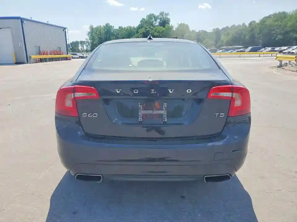 YV126MFK2F1336222 2015 VOLVO S60-5