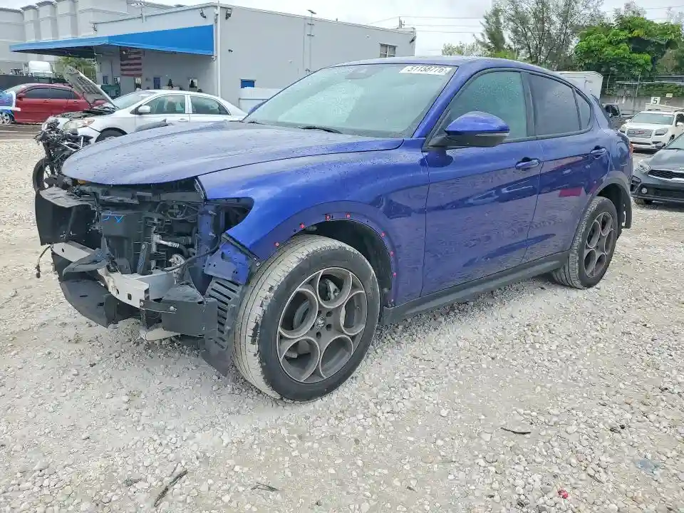 ZASPAJAN4P7D50509 2023 ALFA ROMEO STELVIO-0