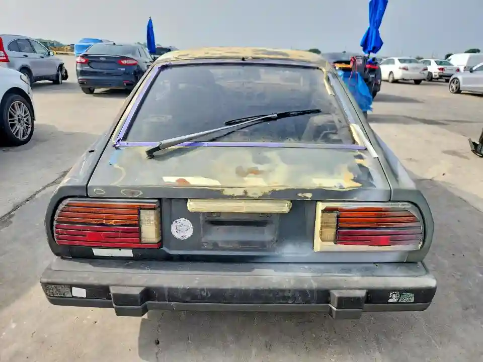 JN1HZ04S2DX558307 1983 DATSUN 280-5