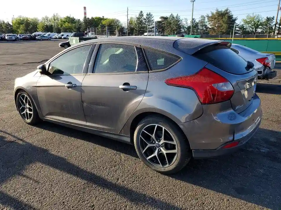 1FADP3K20EL281483 2014 FORD FOCUS-1