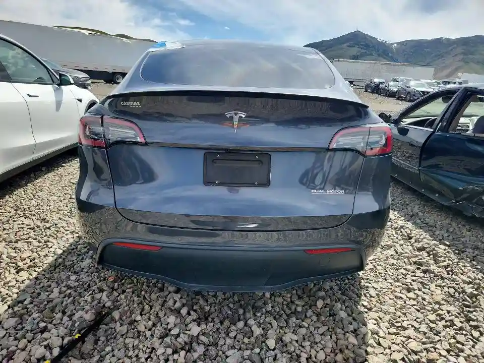7SAYGDEF2NF340670 2022 TESLA MODEL Y-5