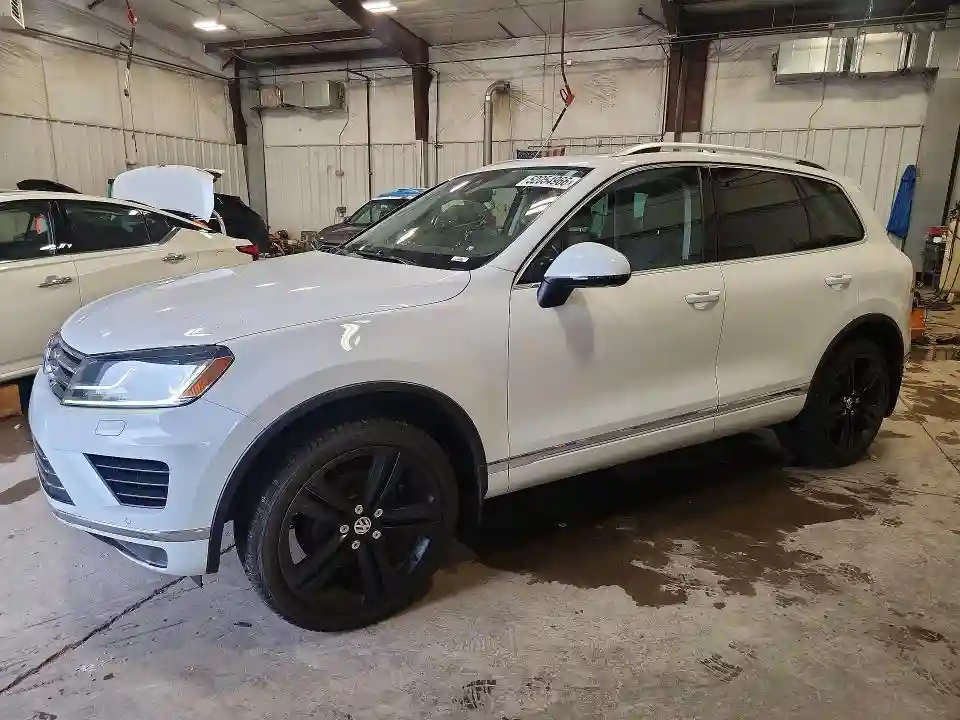 WVGGF7BP0HD002279 2017 VOLKSWAGEN TOUAREG-0