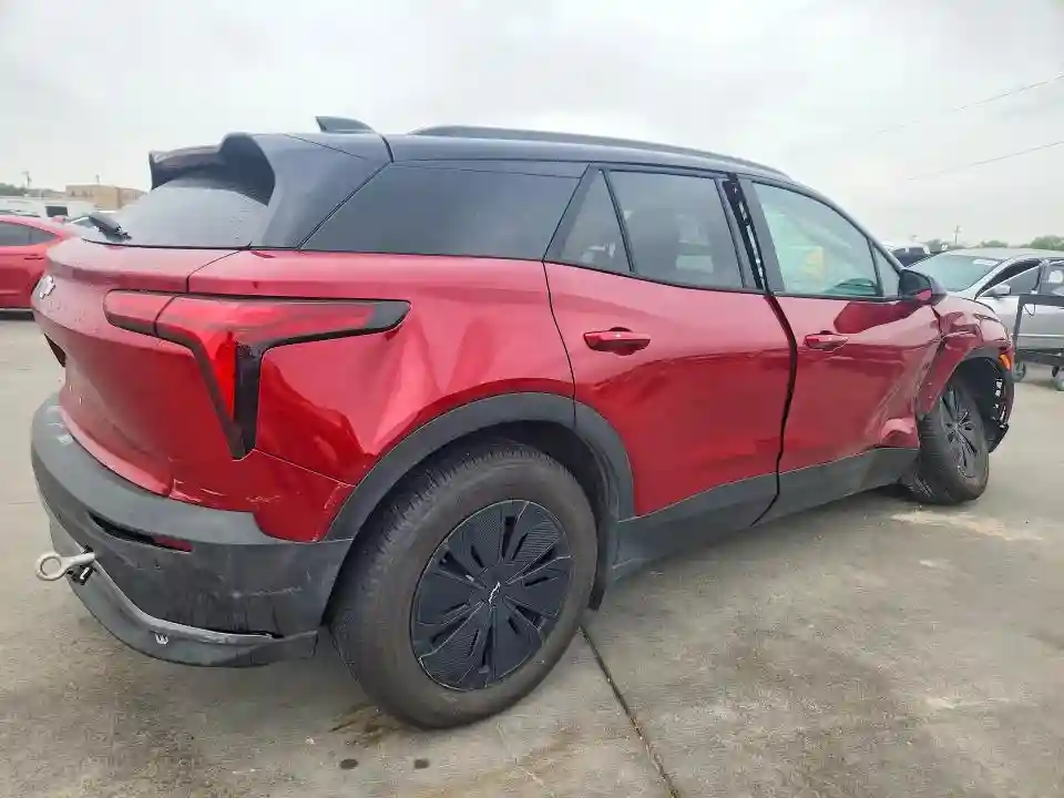 3GNKDBRM5SS251744 2025 CHEVROLET BLAZER-2