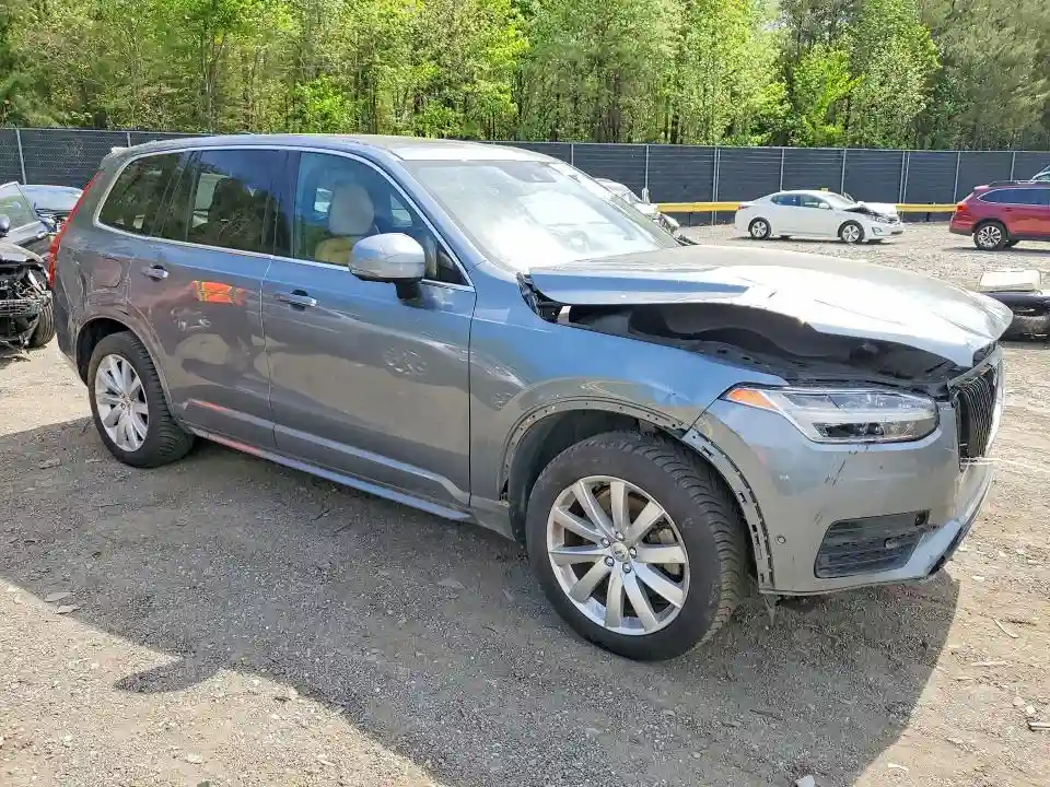 YV4A22PK0J1328187 2018 VOLVO XC90-3