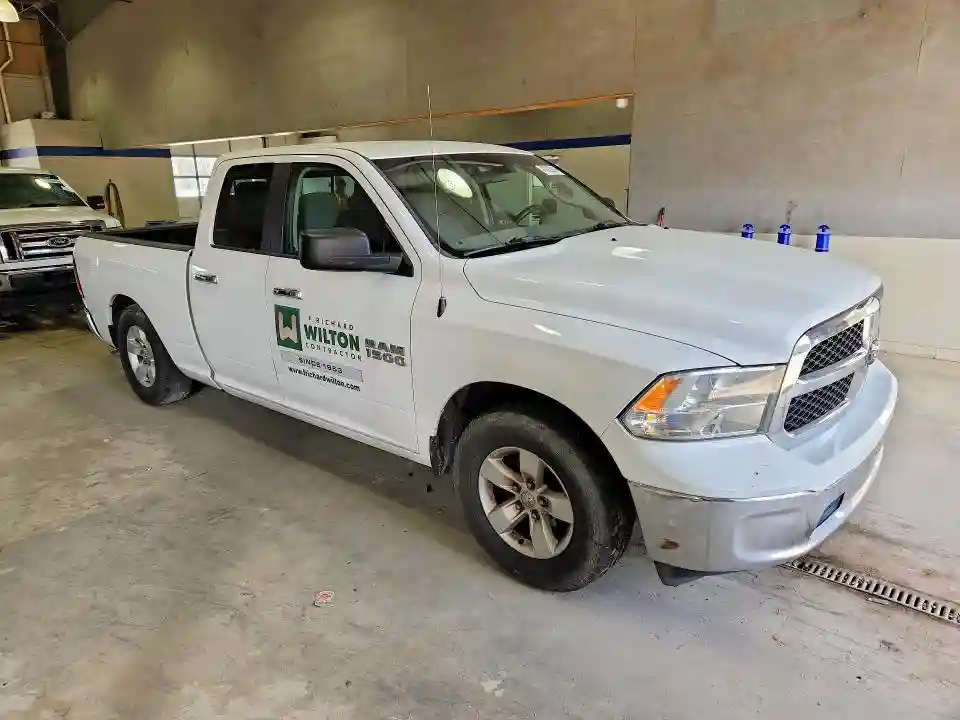 1C6RR6GGXHS582358 2017 RAM 1500-3