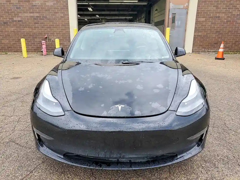 5YJ3E1EA4NF287101 2022 TESLA MODEL 3-4