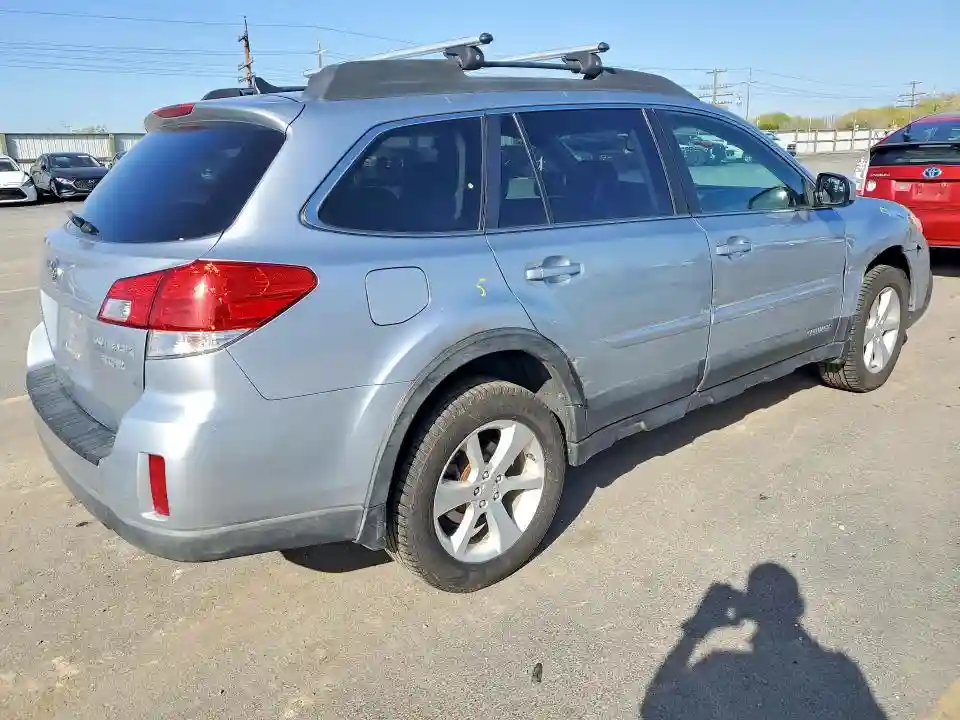 4S4BRDLC5E2248408 2014 SUBARU OUTBACK-2