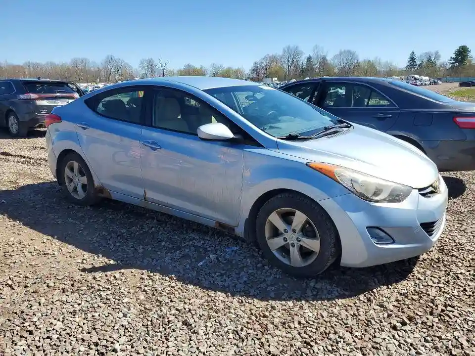 KMHDH4AE9DU614955 2013 HYUNDAI ELANTRA-3