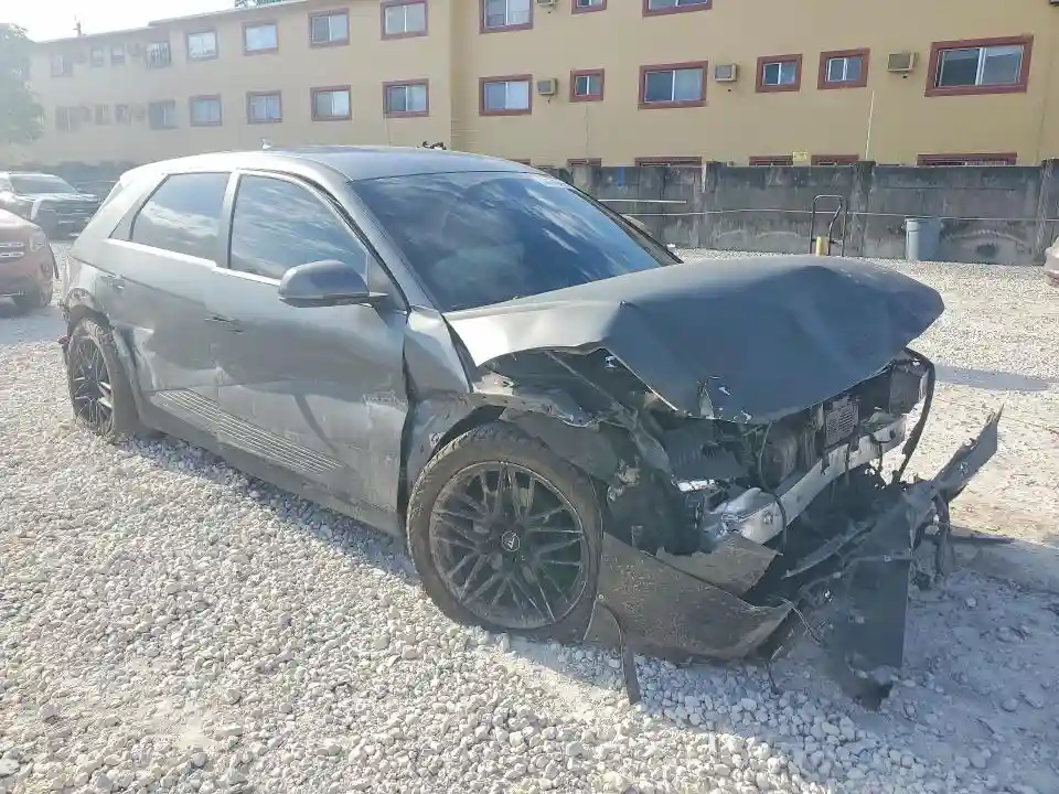 KM8KNDAF6PU214493 2023 HYUNDAI IONIQ-3