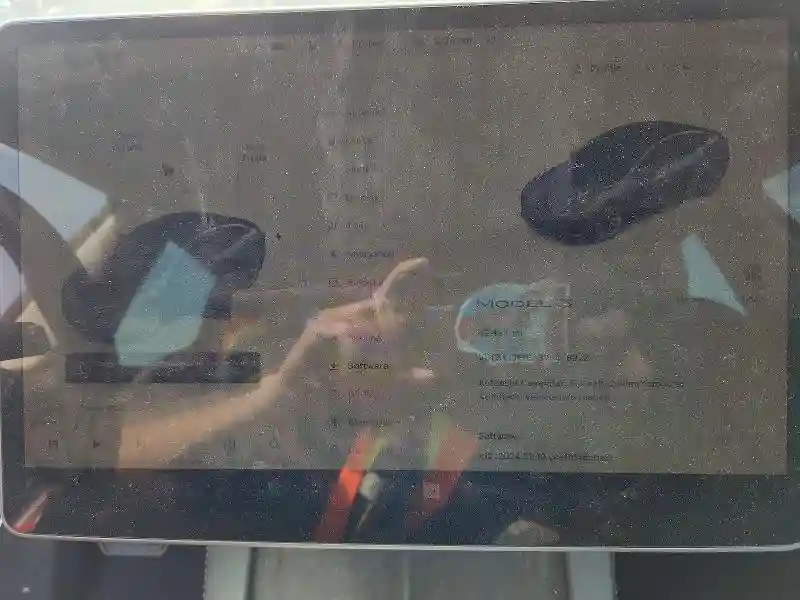 5YJ3E1EA3PF446922 2023 TESLA MODEL 3-2
