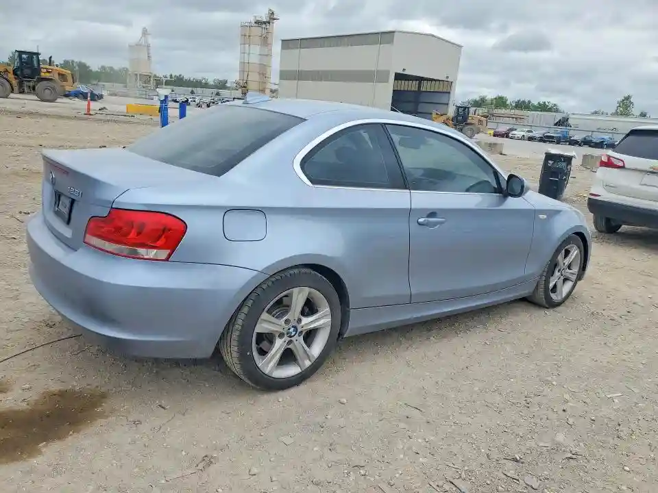 WBAUP7C59DVP24269 2013 BMW 1 SERIES-2