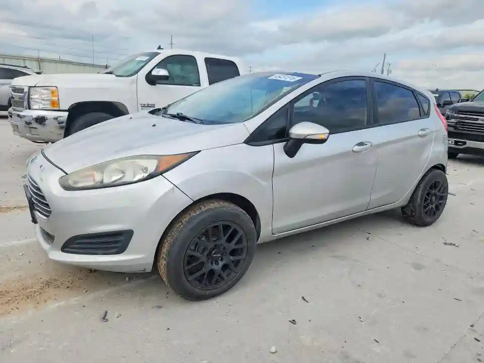 3FADP4EJ2FM191180 2015 FORD FIESTA-0