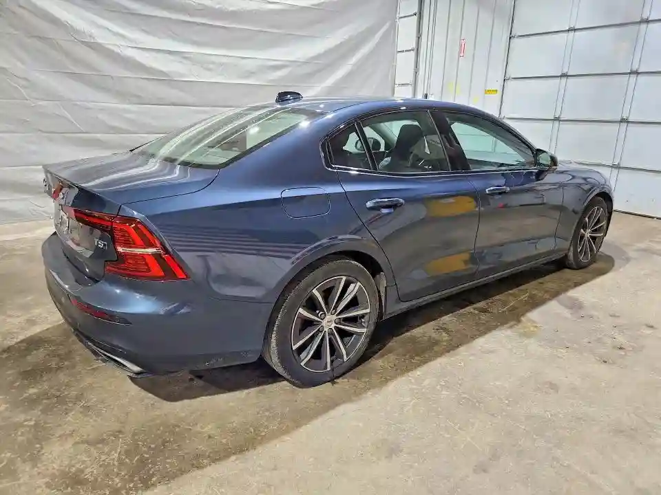 7JR102TZ0MG118297 2021 VOLVO S60-2