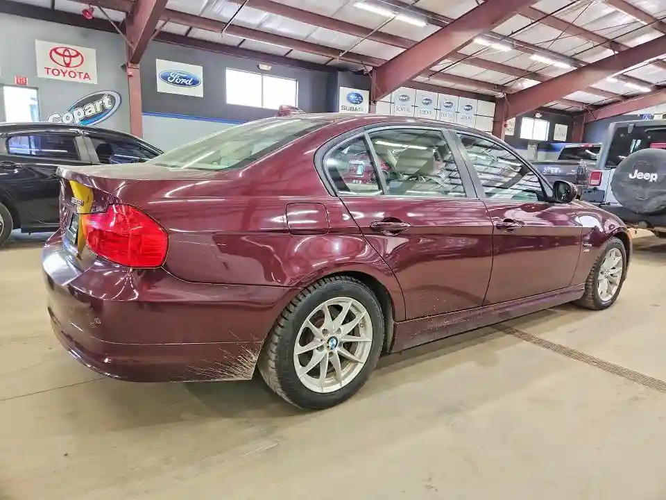 WBAPK5C55AA647161 2010 BMW 3 SERIES-2