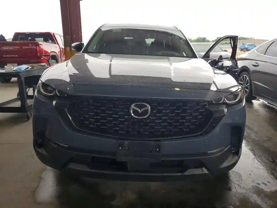 7MMVAAEW5SN130254 2025 MAZDA CX-50-4