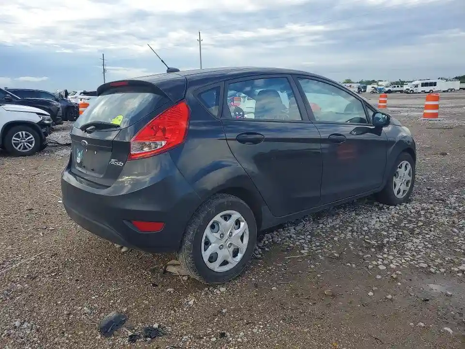 3FADP4EJ9DM142488 2013 FORD FIESTA-2