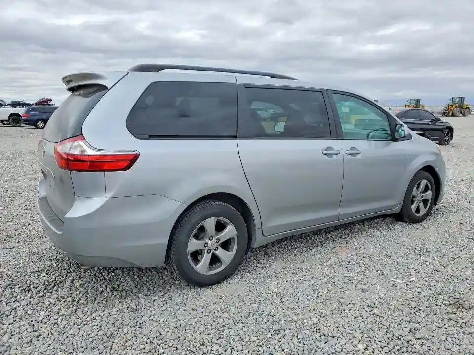 5TDKK3DC2FS599966 2015 TOYOTA SIENNA-2
